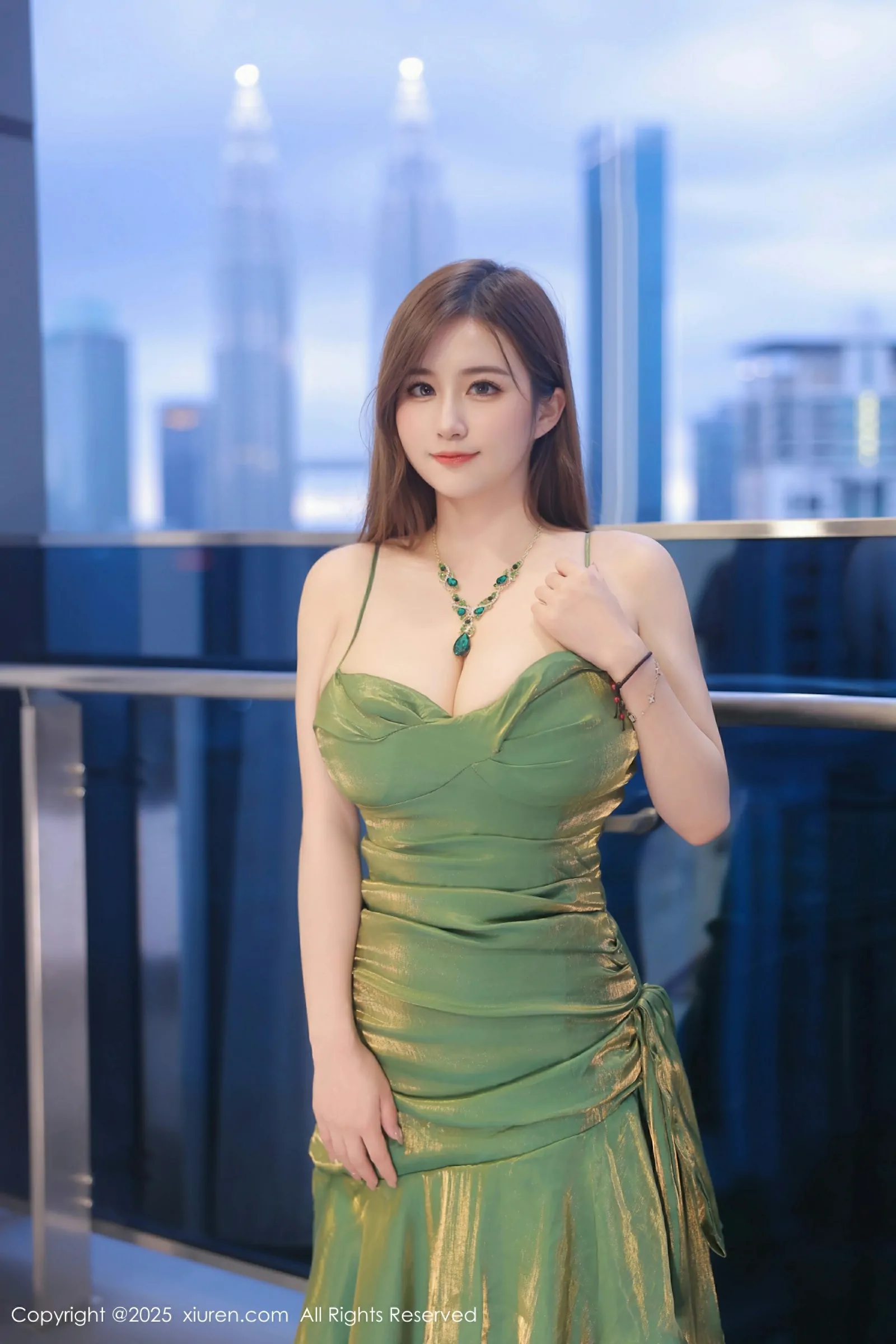 [XiuRen秀人网] 2025.04.18 No.10169 小肉肉咪 [78+1P]-第2张图片-宅男套图吧