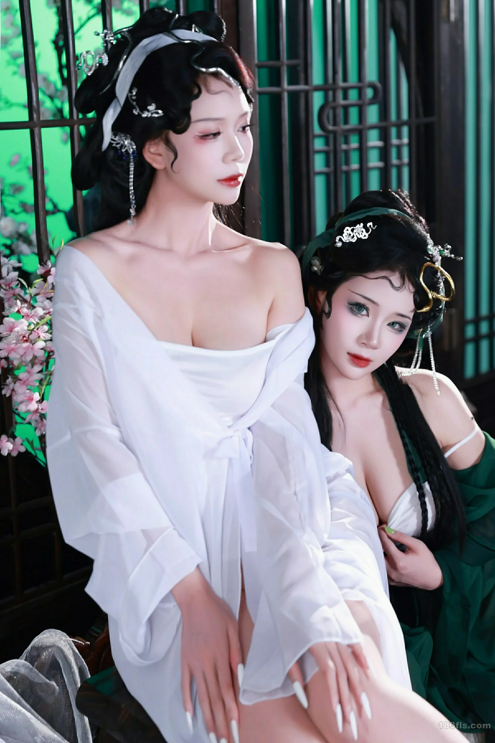[XIUREN秀人网] 2025.07.18 No.10561 模特合集-第5张图片-宅男套图吧